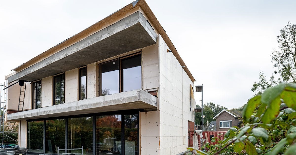 SOPREMA aide un architecte à construire sa propre habitation à faible empreinte écologique